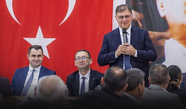 Başkan Tugay'dan yeni yılın ilk ziyareti Beydağ'a... "Göstermelik değil gerçekten sorunları hallediyoruz"