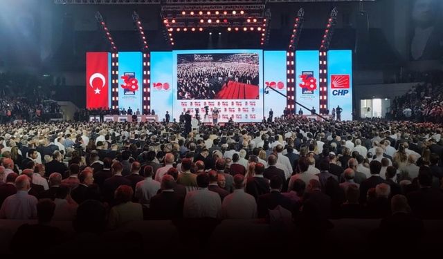 CHP'de olağanüstü kurultay günü... PM için kıyasıya yarış!