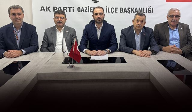 AK Partili Yaşadı’dan Başkan Işık’a bir yıl salvoları... Yüksek perdeden verdiği sözler rafa kaldırıldı!