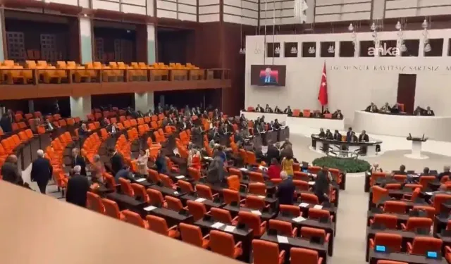 HSK üyelerinin seçimi: CHP grubu, TBMM'yi terk etti
