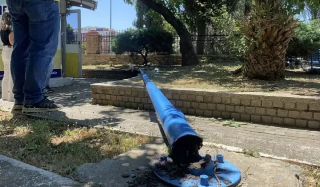 Aydın'da aydınlatma direği devrildi: 2 yaralı