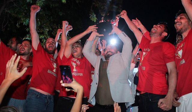 Ödemiş Belediyespor'da BAL sevinci