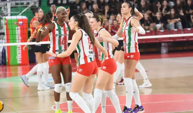Karşıyaka filesinde iki veda daha