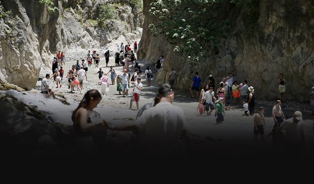 Ege'nin incisi Saklıkent Kanyonu'nda bayram yoğunluğu