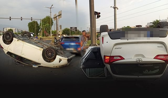 İki otomobilin çarpıştığı kaza kamerada: 5 kişi yaralandı