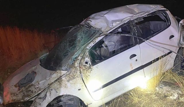 Kütahya'da takla atan otomobildeki 3 kişi yaralandı