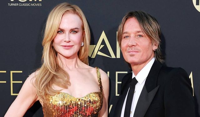 19 yıllık evliliğini bitiriyor: 'Boşanma partisi' hamlesi