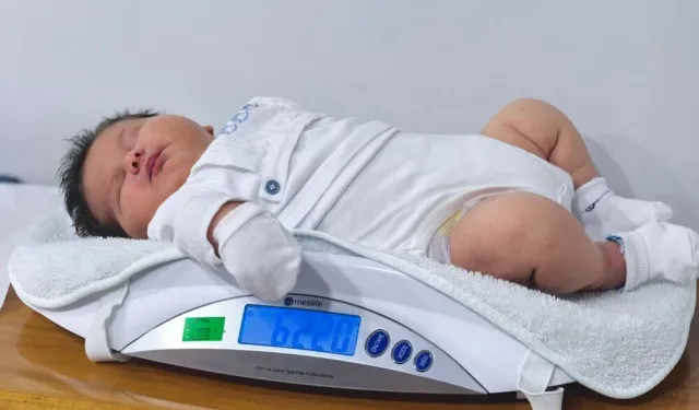 6 kilo 150 gram dünyaya geldi: Türkiye'nin en büyük bebeği!