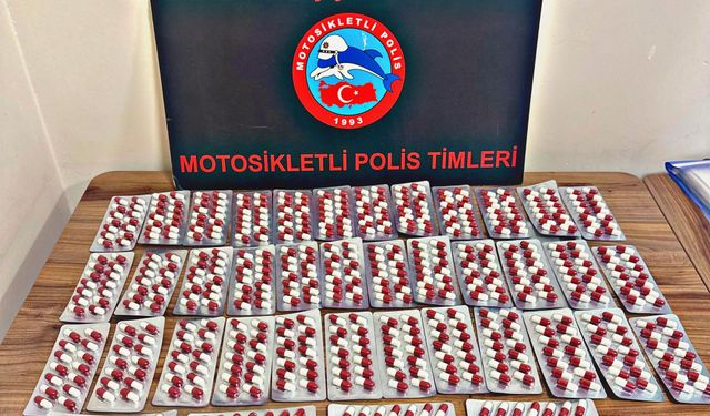 Manisa'da zehir tacirlerine baskın: 2 şüpheli tutuklandı!