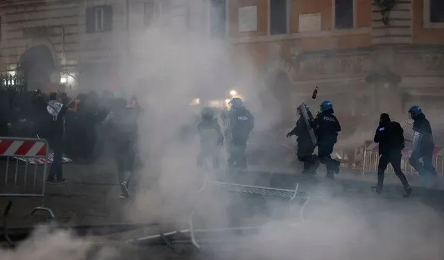 Maç öncesi sokaklar karıştı: Güvenlik alarmı verildi!