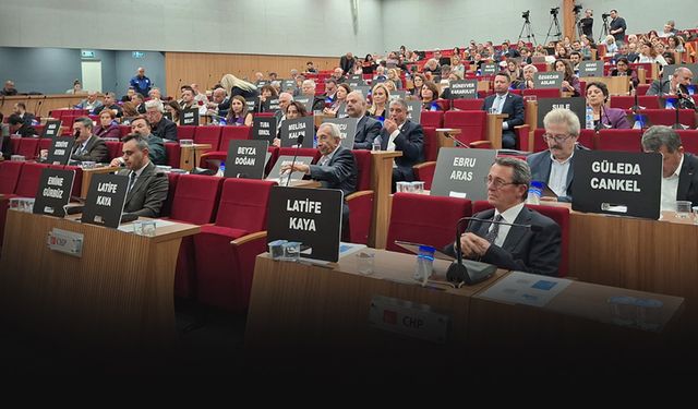 CHP kadına şiddet mesajı verdi... AK Parti darp edilen CHP'li kadın delegeyi hatırlattı