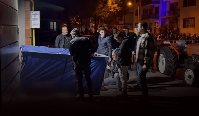 Esnafa evinin önünde kanlı infaz