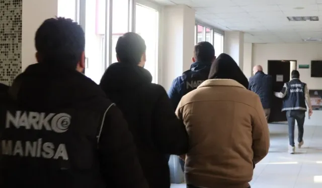 Manisa'da zehir operasyonlarında 3 kişi tutuklandı