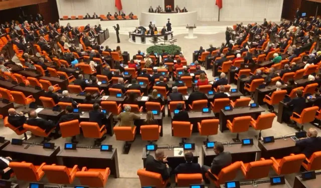 Özgür Özel dahil 11 vekilin dokunulmazlık dosyası Meclis'te