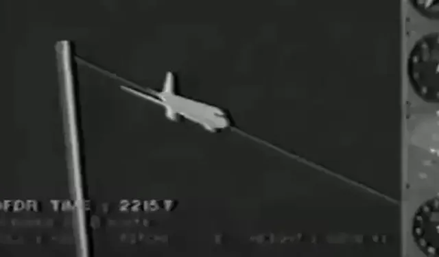 Uçağı çocuklarına teslim etti: 75 kişi hayatını kaybetti