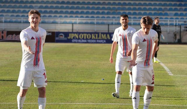 Altınordu, 2'de 2 peşinde