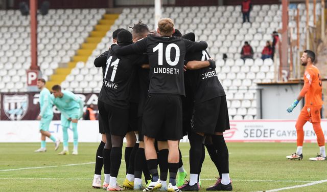 Manisa FK kurtuluş ateşini yaktı