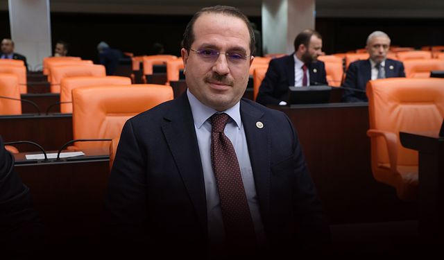 AK Partili Kırkpınar'dan 'havuz'daki işçilere destek: Emekçilerin hakkı pazarlık konusu olmamalı