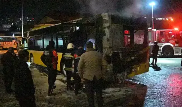 Yozgat’ta park halindeki halk otobüsü yandı