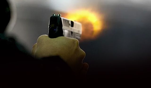 İzmir'de bir kişiye yönelik silahlı saldırıda 3 şüpheli tutuklandı