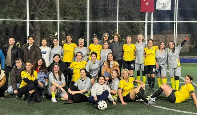 Kadın futbolunda dostluk buluşması