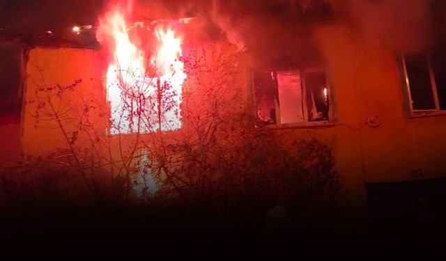 Müstakil evde çıkan yangında: Anne öldü, kızı yaralı