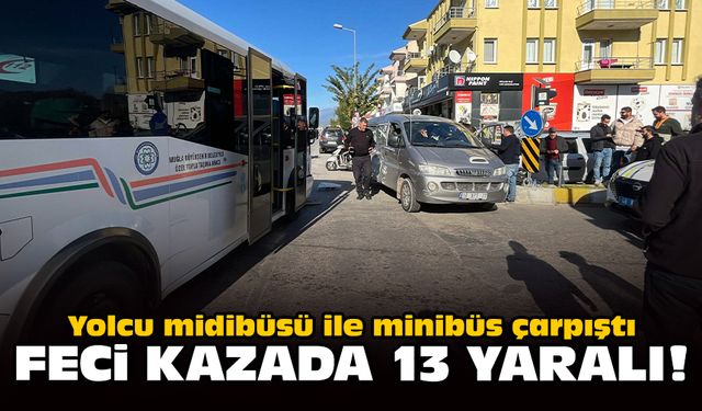 Yolcu midibüsü ile minibüs çarpıştı: Feci kazada 13 yaralı