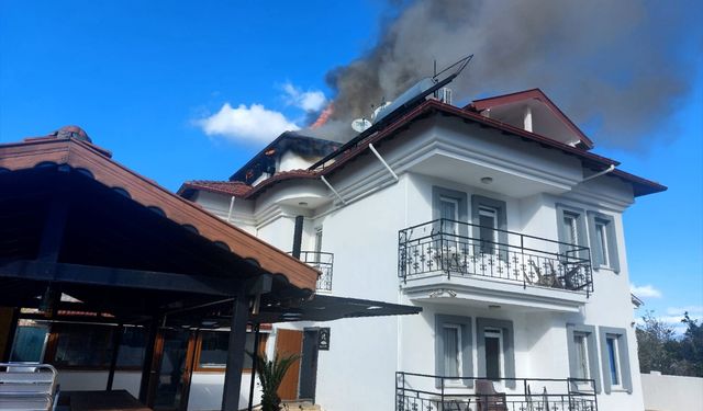 Muğla'da apart otelde çıkan yangın söndürüldü