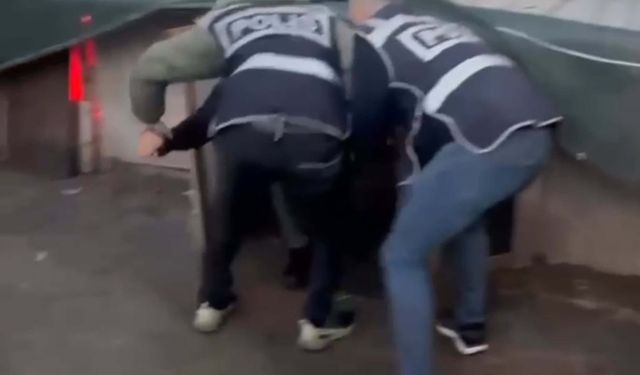 44 yıl hapis cezası bulunan firari, saklandığı kümeste öksürünce yakalandı