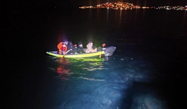 Kanoyla kaçarken yakalandılar