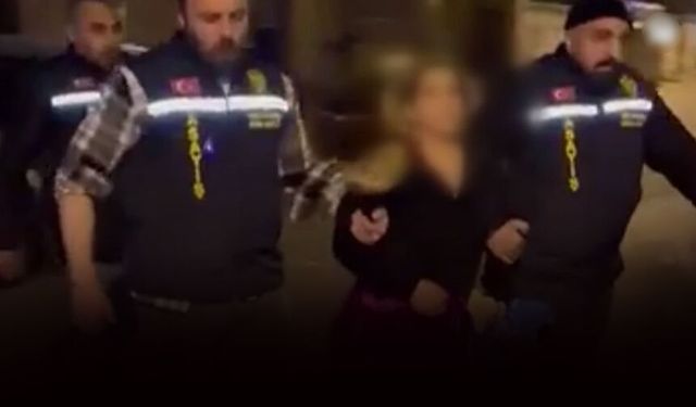 Çeşitli suçlardan 216 yılla aranıyordu: Saklandığı evde yakayı ele verdi!