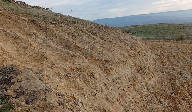 Denizli'de kaçak kazı yapan 9 kişi yakalandı