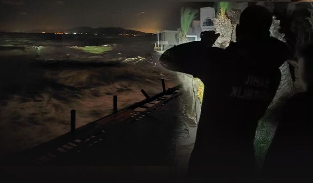 Fırtına beraberinde faciayı getirdi... Denize düşen 3 işçiden 1'i öldü!