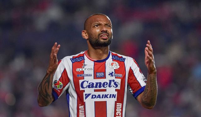 Fenerbahçe'nin eski yıldızından flaş karar!