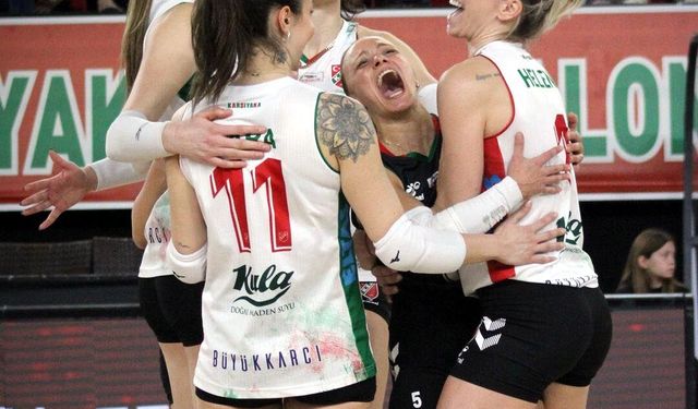 Karşıyaka filede Denizli'ye konuk