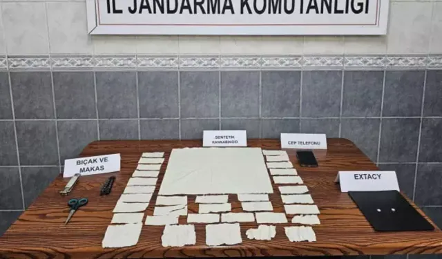 Binlerce peçeteye emdirilmiş uyuşturucuyla yakalandı: O torbacı tutuklandı!