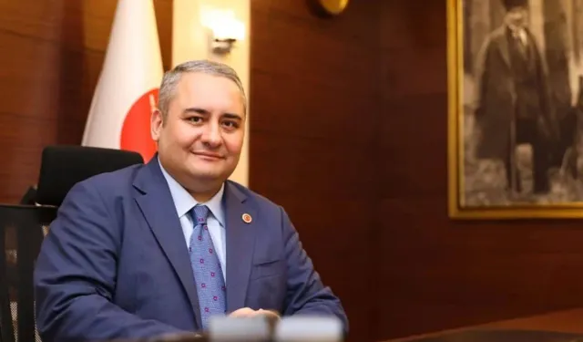 Bir belediye başkanı daha CHP'den istifa etti