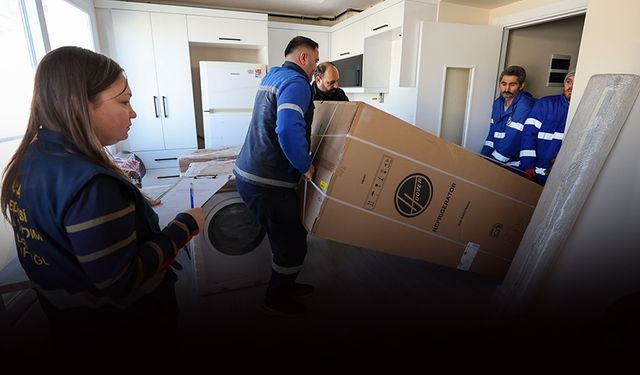 Buca Belediyesi’nden selden etkilenen ailelere eşya desteği