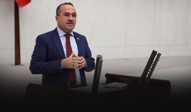 AK Partili Kırkpınar’dan CHP'li Başarır’a sert tepki: “İzmir kimsenin algı sahnesi değildir”