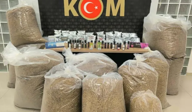 Manisa'da dev kaçak sigara baskını: Yüzlerce kilo tütün ele geçirildi!