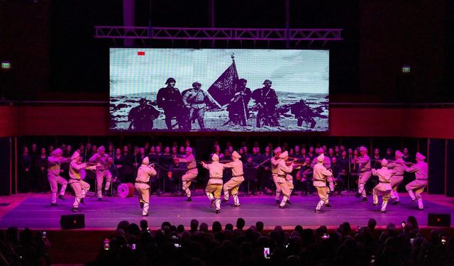“Uyan Memet” Çanakkale ruhunu sahneye taşıdı