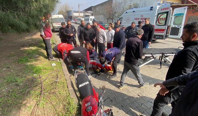 İki motosiklet çarpıştı: 3 kişi hastanelik!