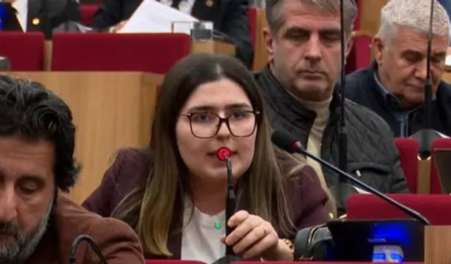 AK Parti Meclis Üyesi Duman’dan Tugay’a yanıt: “SGK borçlarınızı ödeyin”