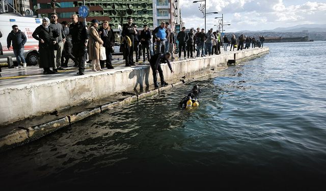 Pasaport İskelesi yakınlarında can pazarı: Akülü sandalyeyle denize düştü!