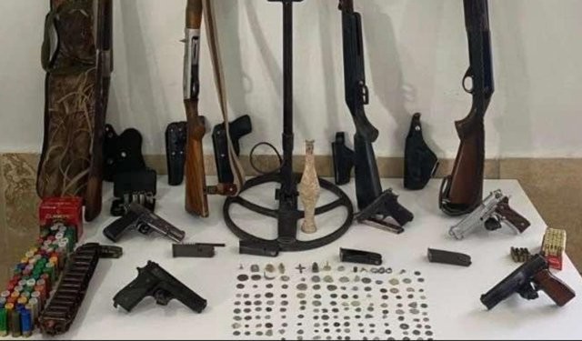 Denizli'de silah kaçakçılığı operasyonu: 2 şüpheli yakalandı