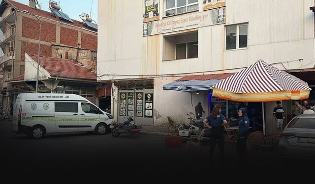 Çıkan kavgada bıçaklar konuştu... 2 kişi yaralandı!