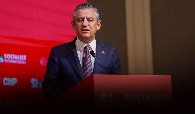 Özel İzmir’e geliyor: Hem açılış hem temel atma!