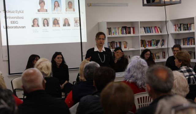 Seferihisar’da “Sağlıklı Yaşlanma” söyleşisine yoğun ilgi