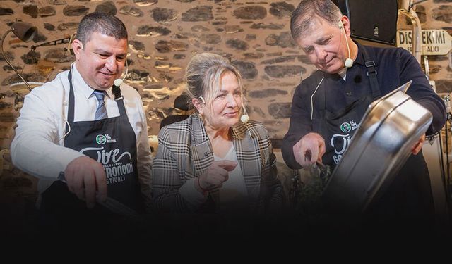 İzmir'in yeni festivalinden rengarenk görüntüler... Başkan Tugay mutfağa girdi yemek yaptı!