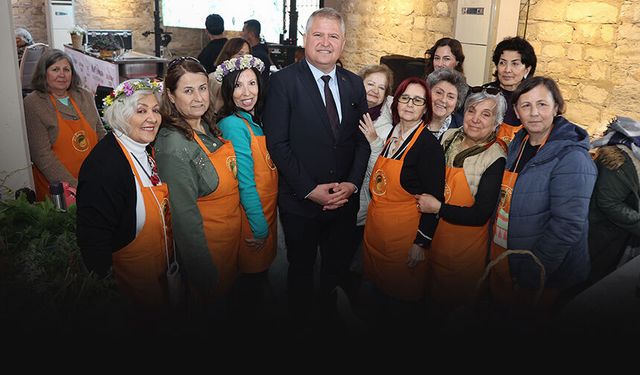 Mart Dokuzu ot bayramıyla Urla’nın lezzetleri ve kültürü öne çıktı